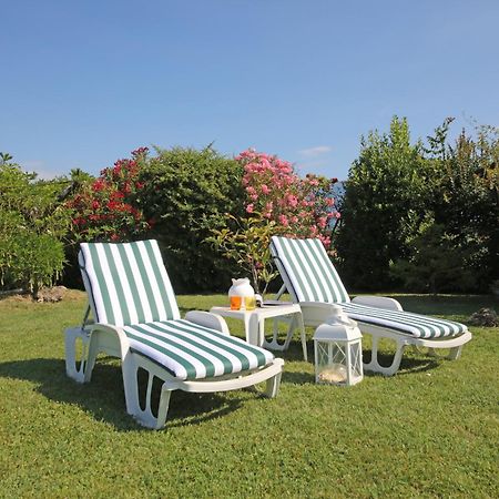 Corte degli Olivi Appartamenti Manerba del Garda Esterno foto